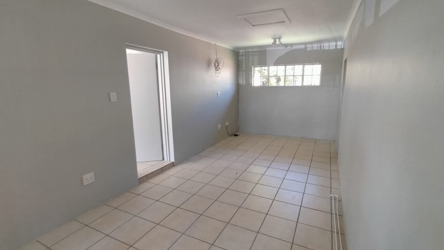 3 Bedroom Property for Sale in Heuwelsig Free State